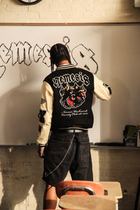 WAR HOUNDS VARSITY - BLACK